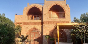 Malkata Arts Retreat